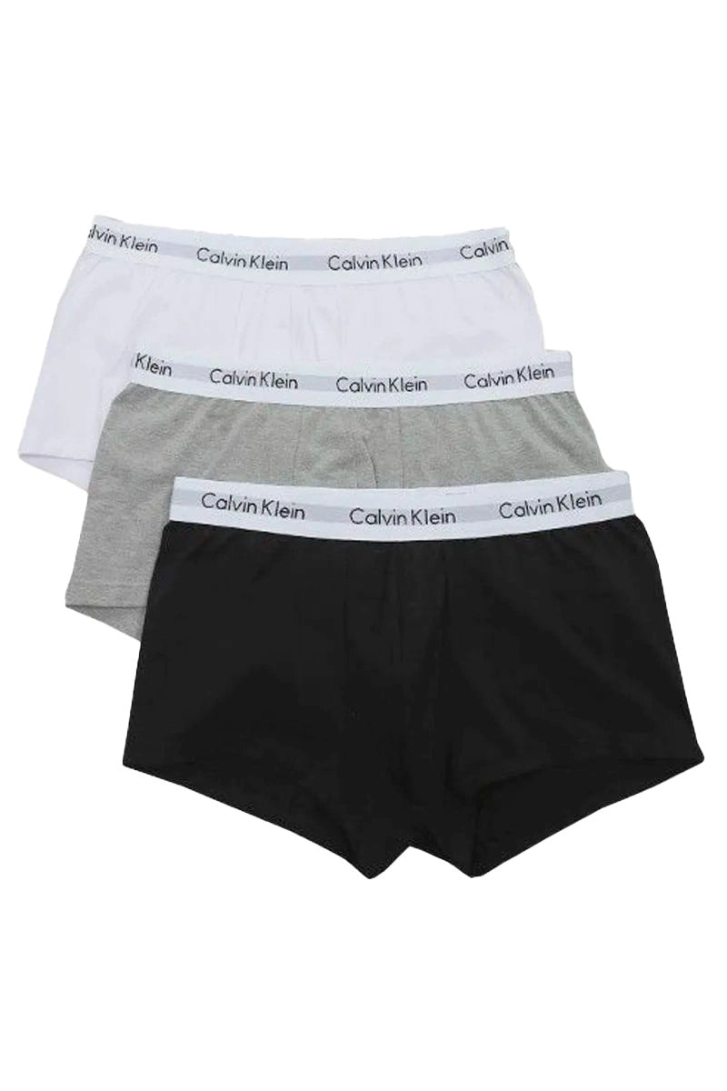 Kit de calzoncillos bóxer para hombre de Calvin Klein.
